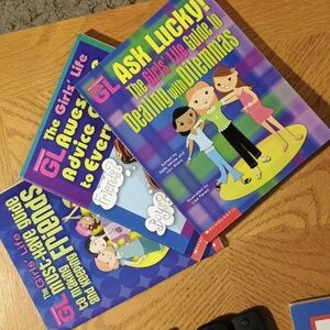 3 Guide Books From Scholastic The GL (GIRLS LIFE) Series ❣️